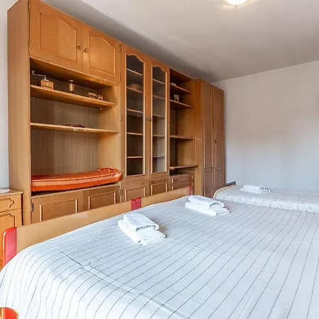 Apartament Silvana *
